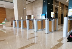 深圳速通門閘機(jī)制造商哪家好？