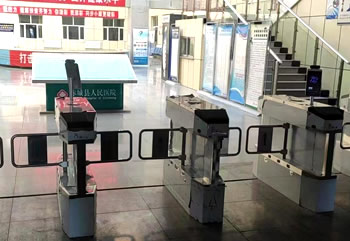 人臉識別測溫閘機廠家