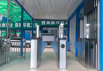 醫(yī)院人臉識別測溫閘機怎么用？