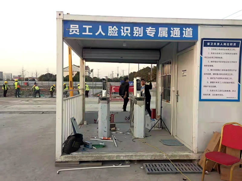 如何選擇三輥閘機(jī)廠家?