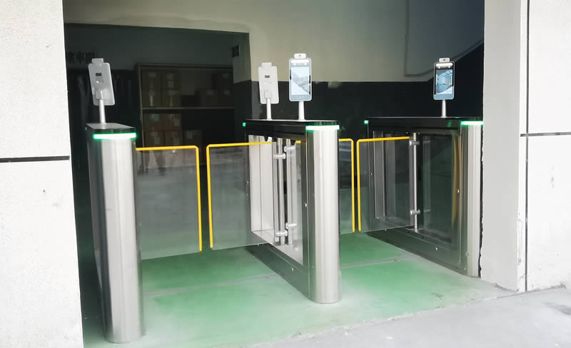 人臉識別通道閘機的作用是什么？