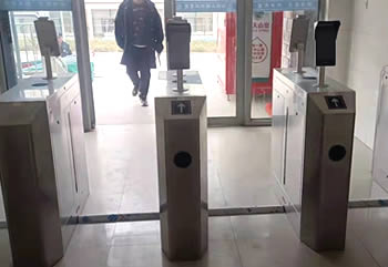 人臉識別翼閘線怎么接？