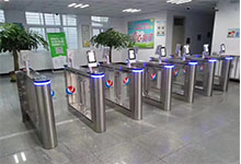 智能人行擺閘價格多少錢？